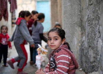 1400 millones de niños carecen de protección social, advierten organismos internacionales