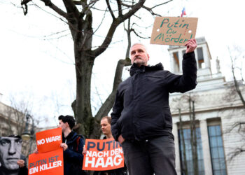 Detenidos en Rusia en protestas por la muerte de Alexéi Navalni en prisión