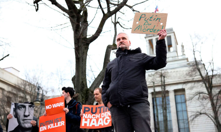 Detenidos en Rusia en protestas por la muerte de Alexéi Navalni en prisión