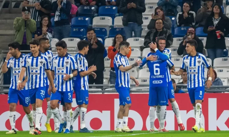 Rayados de Monterrey aplasta a Comunicaciones FC y avanza a octavos de final de la Concachampions