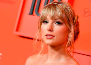 Taylor Swift continúa su gira mundial en Singapur tras incidente en Australia