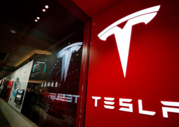 Revelados nuevos rangos salariales para trabajadores de Tesla en Estados Unidos