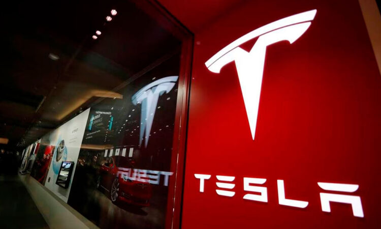 Revelados nuevos rangos salariales para trabajadores de Tesla en Estados Unidos