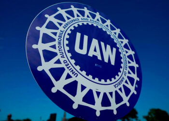 Trabajadores de Mercedes-Benz en Alabama tienen intención de unirse al sindicato