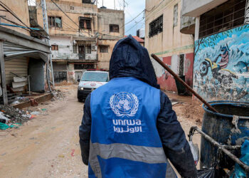 Desfinanciación masiva amenaza servicios críticos para refugiados palestinos: UNRWA