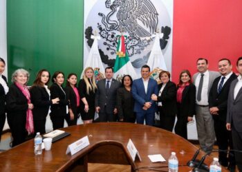 Rinde Cabildo de Victoria homenaje a constituyentes tamaulipecos.