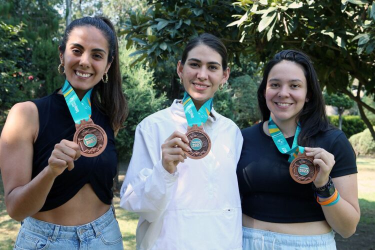 La selección mexicana de esgrima femenil busca clasificación olímpica en Copa Mundial en El Cairo