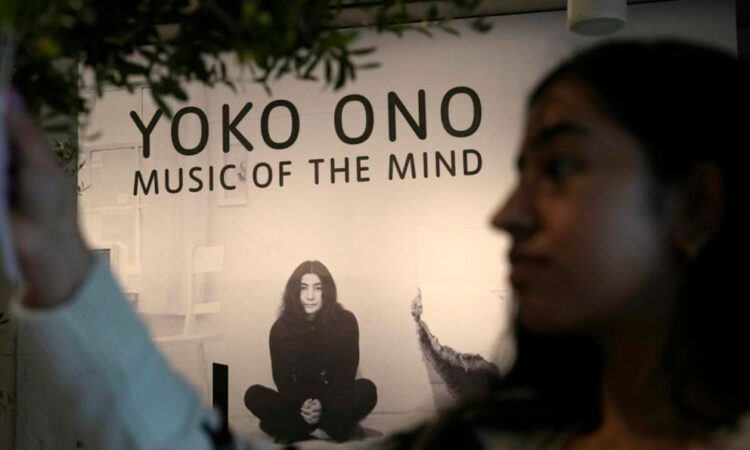 Yoko Ono invita a la creación en su gran exposición en Londres