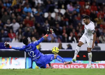 Atlas y Pumas empatan sin goles en un partido marcado por la intensidad y la lucha