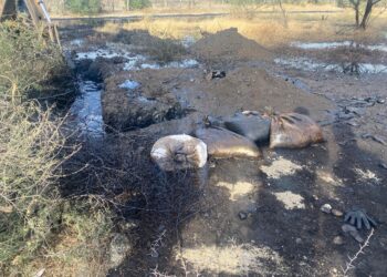 Alertan por derrame en toma clandestina de hidrocarburos