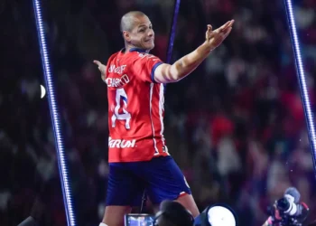 Jorge Valdano asegura que ‘Chicharito’ le dará más protagonismo a Chivas