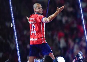 Jorge Valdano asegura que ‘Chicharito’ le dará más protagonismo a Chivas