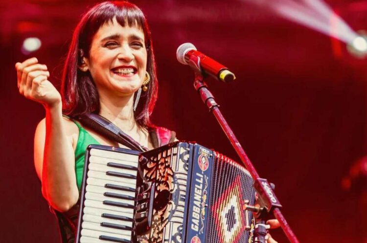 Julieta Venegas ofrecerá concierto gratuito en el Zócalo