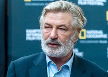 Alec Baldwin comparecerá en el tribunal por segundo caso de homicidio involuntario en el set de Rust