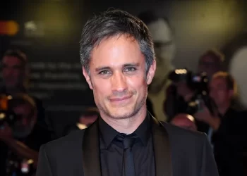 Gael García Bernal presenta Another End en la Berlinale junto a destacado elenco