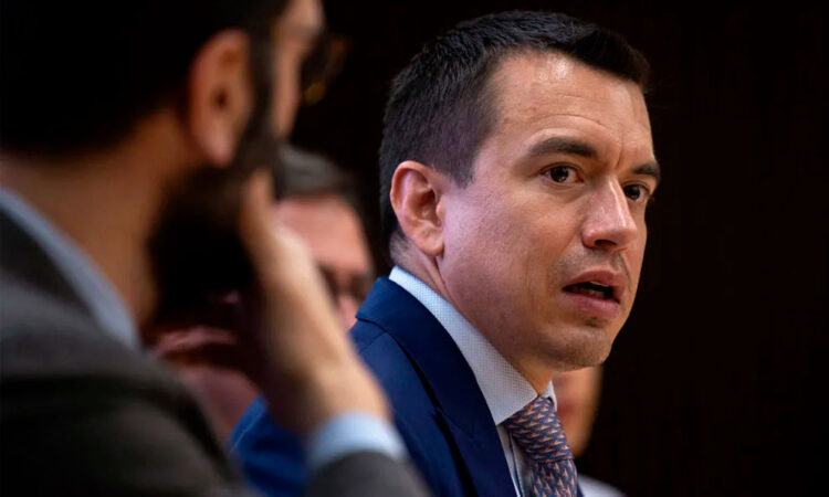 Jefe de antinarcóticos de la Casa Blanca concluye visita a Ecuador