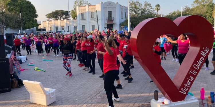 Baile, Amor y Amistad en Victoria