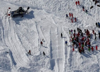 Cuatro muertos y tres heridos en avalancha en los Alpes franceses