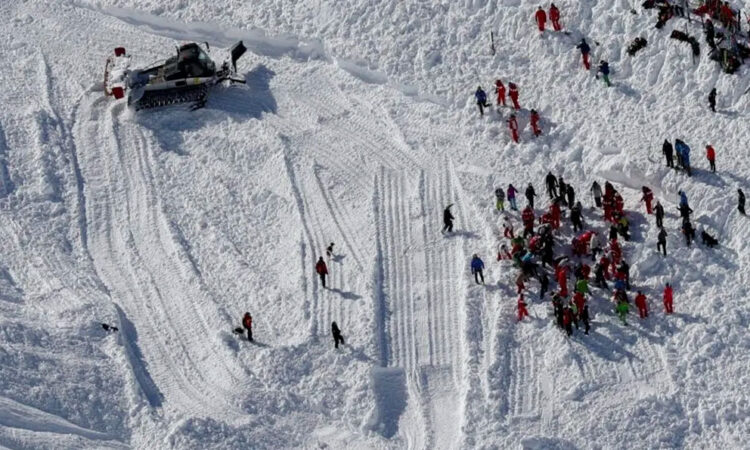 Cuatro muertos y tres heridos en avalancha en los Alpes franceses