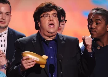 “Quiet on Set: The Dark Side of Kids TV” expone los secretos detrás de los programas infantiles en Nickelodeon