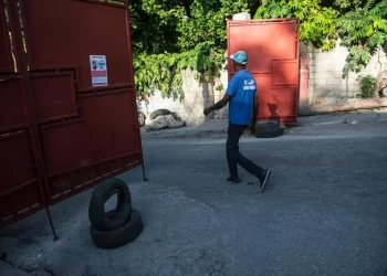 Barreras defensivas en Puerto Príncipe: Respuesta comunitaria a la inseguridad en Haití
