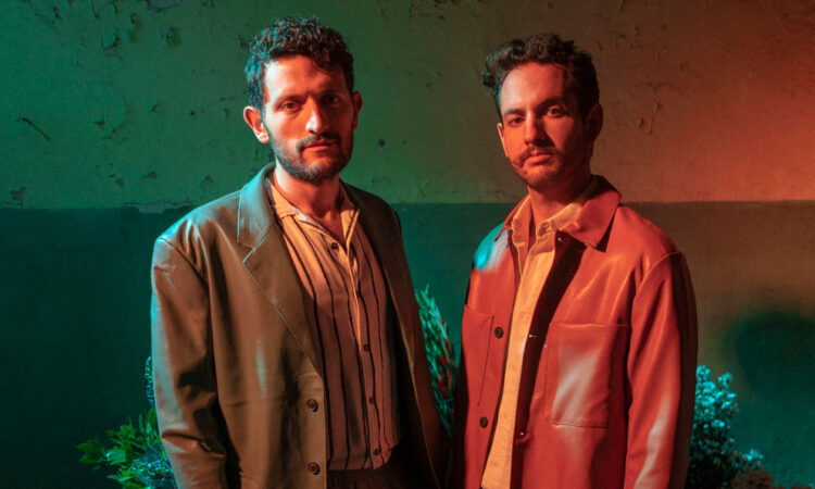 Los Rumberos: La propuesta de rumba pop que desafía las normas de la industria musical