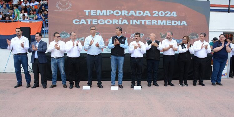 Inaugura Dámaso Anaya torneo de futbol americano de la UAT categoría intermedia