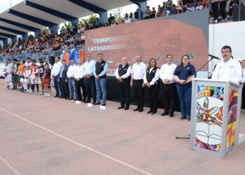 Inaugura Dámaso Anaya torneo de futbol americano de la UAT categoría intermedia