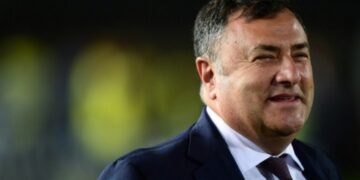Crítico estado de salud del director general del Fiorentina, Giuseppe ‘Joe’ Barone, tras infarto
