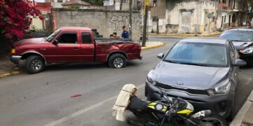 Carambola vehicular en el cruce de las calles 19 y Zaragoza de Cd. Victoria