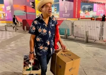 Vuelca camioneta del comediante El Costeño en Hidalgo; tres heridos
