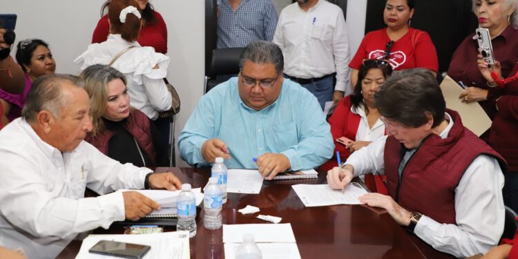 Acuerdan SST Y Sindicato de Sección 51 resolver planteamientos de los trabajadores