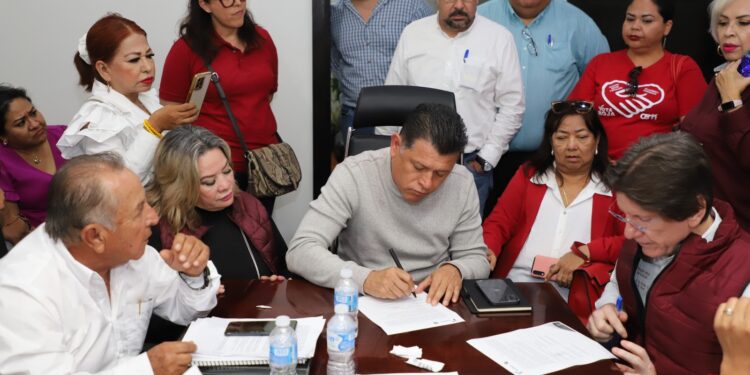Acuerdan SST Y Sindicato de Sección 51 resolver planteamientos de los trabajadores