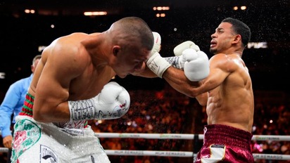 Isaac “Pitbull” Cruz se corona como campeón mundial tras derrotar a Rolando “Rolly” Romero