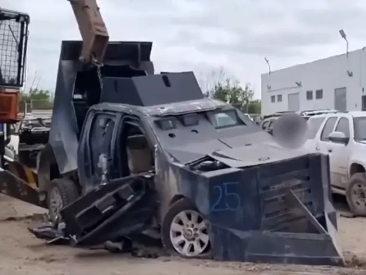 Destruyen en Reynosa 28 vehículos ‘monstruo’ usados por el crimen organizado