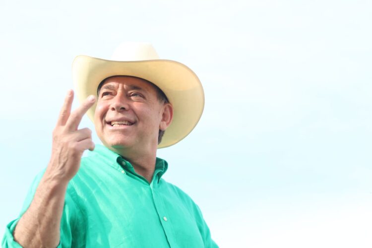 Geño Hernández recorre casi 5 mil kilómetros con propuestas rumbo al Senado