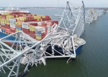 Confirman que hay mexicanos entre desaparecidos por la caída del puente en Baltimore