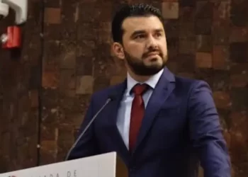 Muere el diputado federal, Juan Pablo Montes de Oca y familia, tras desplome de avioneta