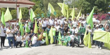 Se suman habitantes de Hidalgo a Geño Hernández para que sea su senador