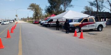 Redoblan vigilancia en carreteras y sector de la playa en La Pesca, Soto la Marina