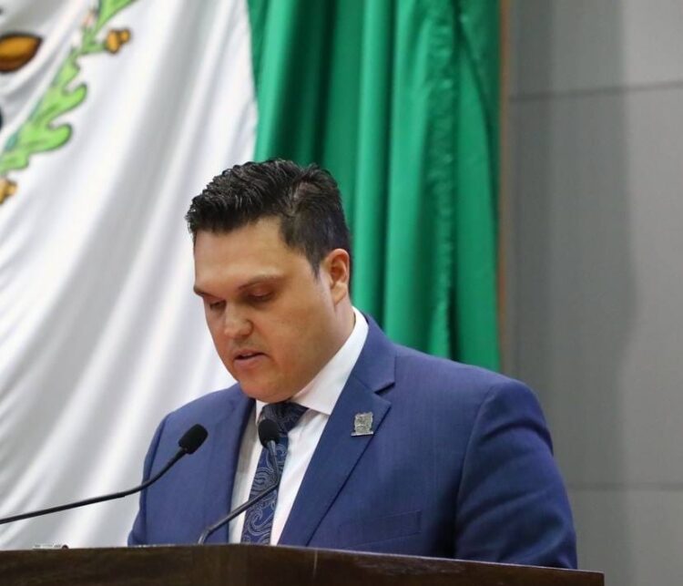 Aprueban ajuste a la Ley de Derechos de los Adultos Mayores