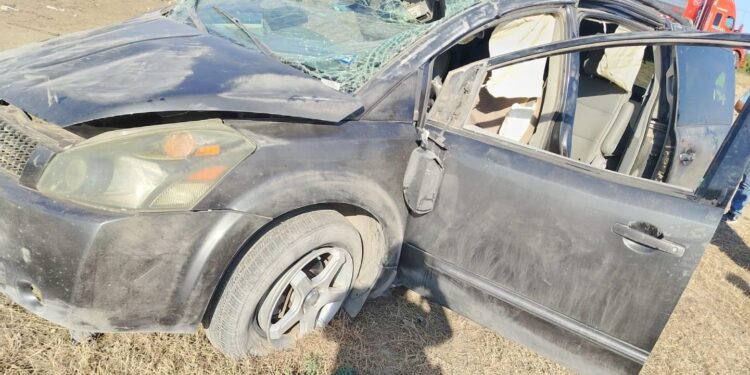 Siete heridos al volcar camioneta en carretera Victoria-Tampico