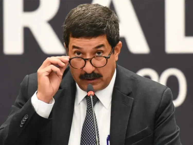 Impugna PRI candidatura de Javier Corral al Senado por doble nacionalidad y corrupción