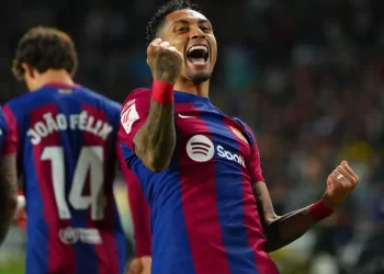 Barcelona triunfa y mete presión al Real Madrid en La Liga Española