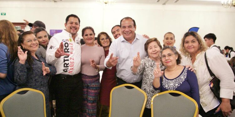 Pide Arturo Núñez en Tampico-Madero votar por la seguridad y la paz en junio