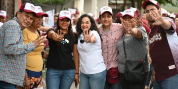 Victorenses apoyan a candidata a senadora Olga Sosa en recorrido por la capital