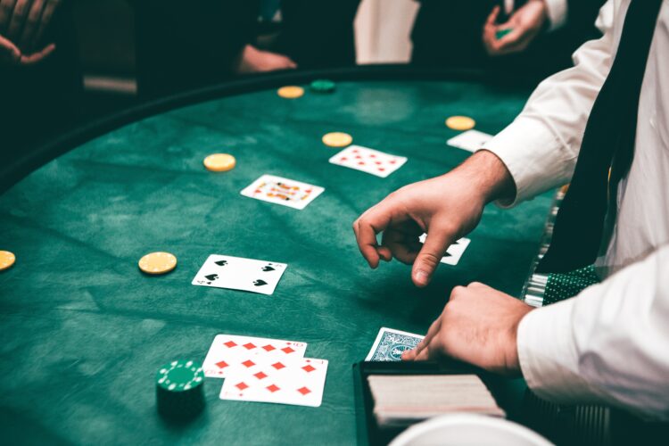 Estadísticas de casino: por qué los jugadores rara vez ganan