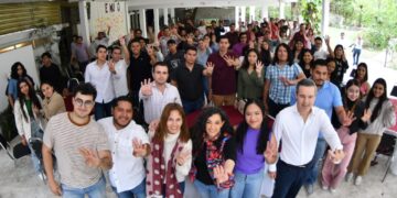 Jóvenes victorenses dan su apoyo a Olga Sosa para el Senado