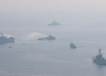 China, Irán y Rusia inician ejercicios navales conjuntos en el golfo de Omán