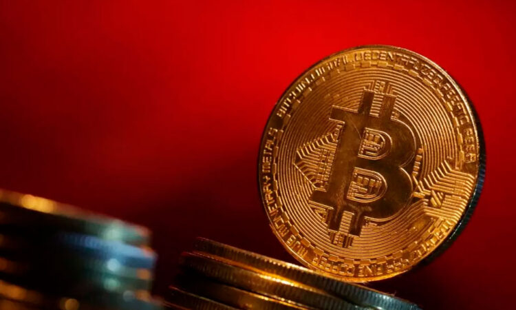 El bitcóin alcanza nuevos máximos superando los 65.000 dólares